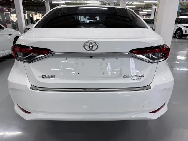 Toyota Corolla — Фото автомобиля 20