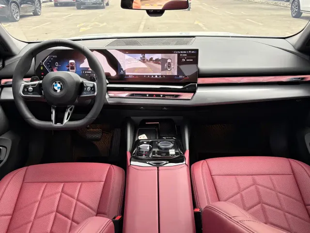 BMW 5 Series — Фото автомобиля 8