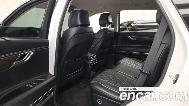 Genesis GV80 — Фото автомобиля 16