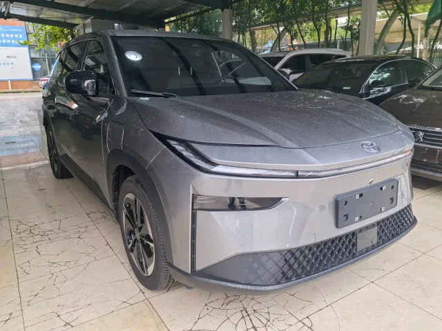 Toyota BoZhi 3X — Фото автомобиля 3