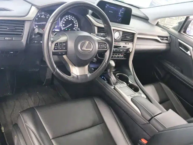 Lexus RX — Фото автомобиля 11