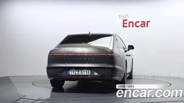 Hyundai Grandeur GN7 — Фото автомобиля 4