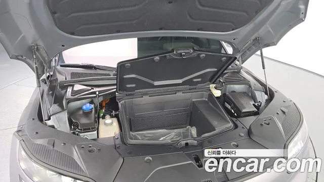 Genesis GV60 — Фото автомобиля 9