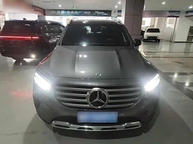 Mercedes-Benz GLB-Class — Фото автомобиля 2