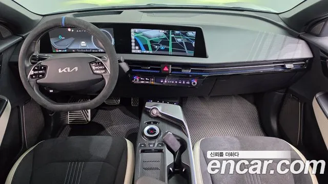 Kia EV6 — Фото автомобиля 10