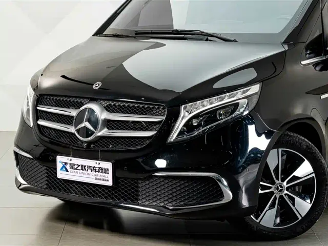 Mercedes-Benz V-Class — Фото автомобиля 2