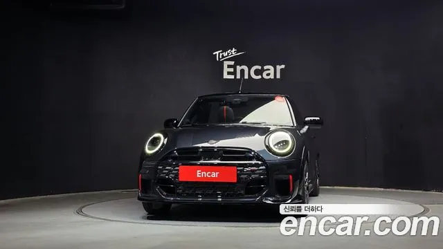 Mini Cooper Convertible — Фото автомобиля 3