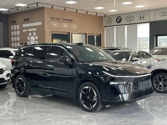 Toyota BoZhi 3X — Фото автомобиля 3