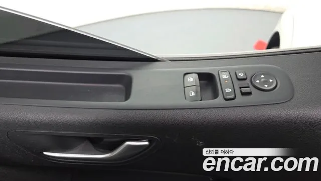 Hyundai Staria — Фото автомобиля 25
