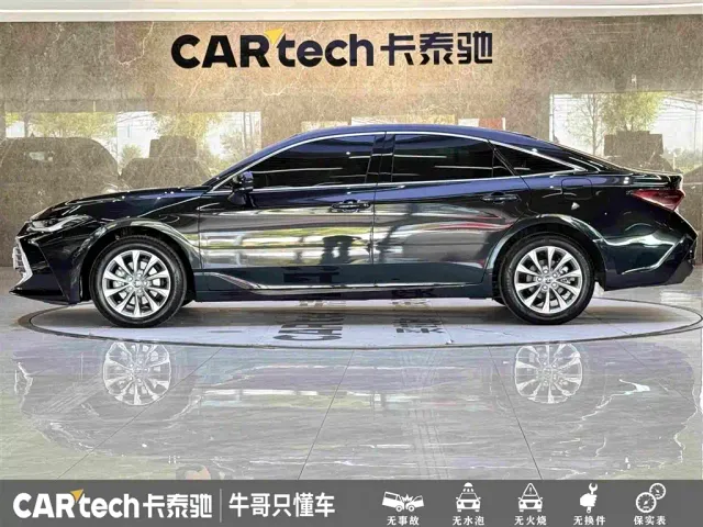 Toyota Avalon — Фото автомобиля 7