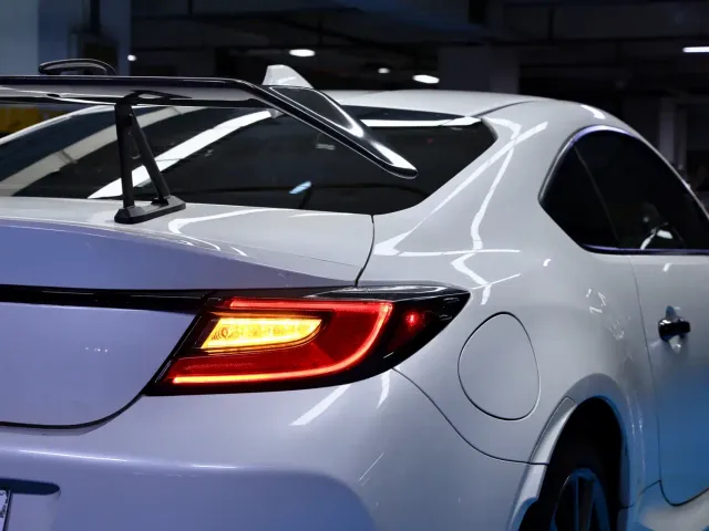 Subaru BRZ — Фото автомобиля 5