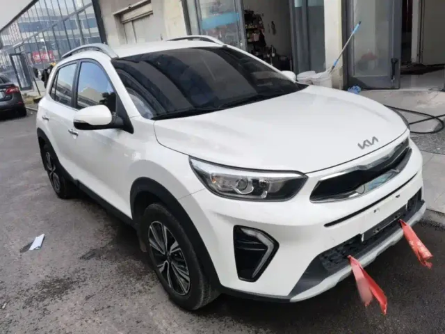 Kia KX1 — Фото автомобиля 3