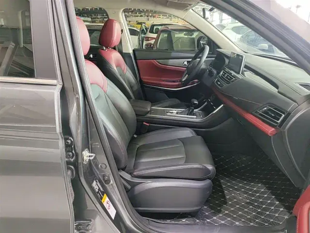 Changan CS75 — Фото автомобиля 24