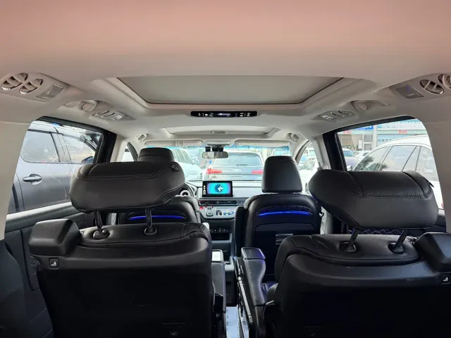 Honda Elysion — Фото автомобиля 9