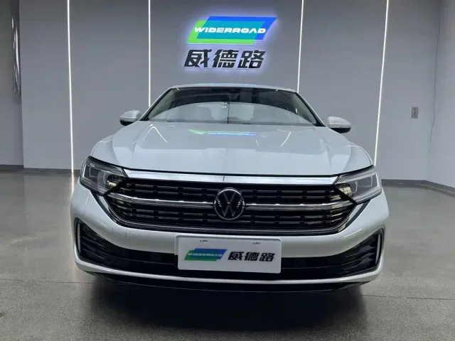 Volkswagen Sagitar — Фото автомобиля 2