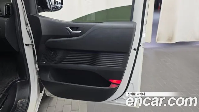 Hyundai Staria — Фото автомобиля 14