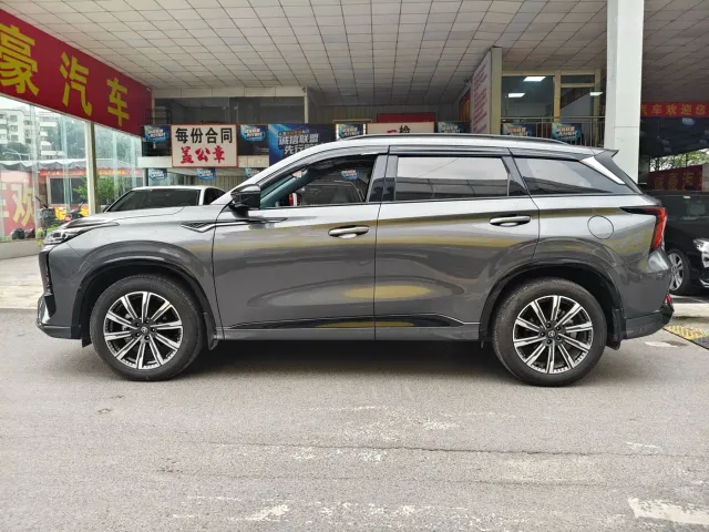Changan CS75 Plus — Фото автомобиля 11