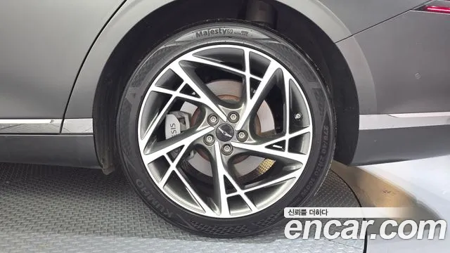 Genesis G90 RS4 — Фото автомобиля 6