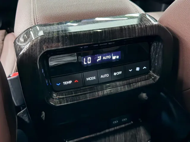 Toyota Prado — Фото автомобиля 15
