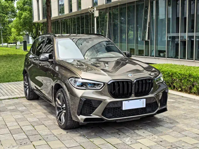 BMW X5 M — Фото автомобиля 3
