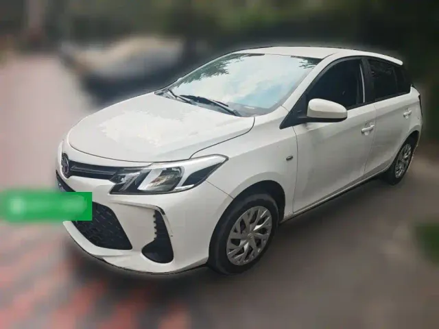 Фотография автомобиля — Toyota Vios FS