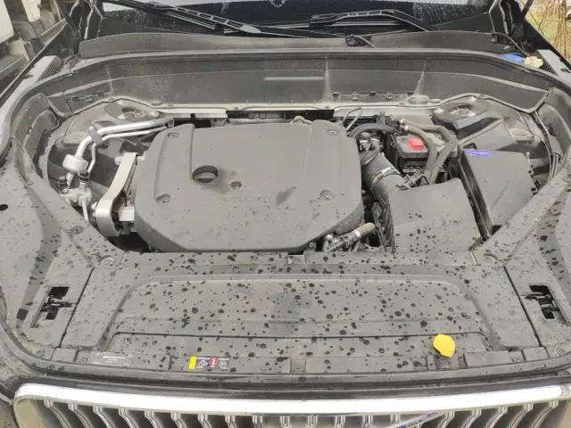 Volvo XC90 — Фото автомобиля 10
