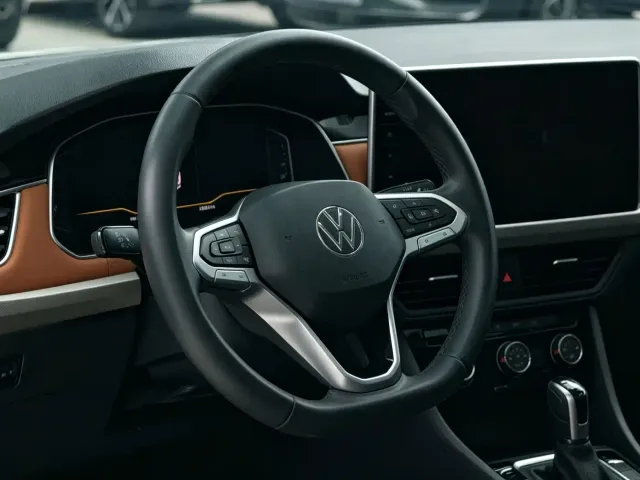 Volkswagen Bora — Фото автомобиля 9