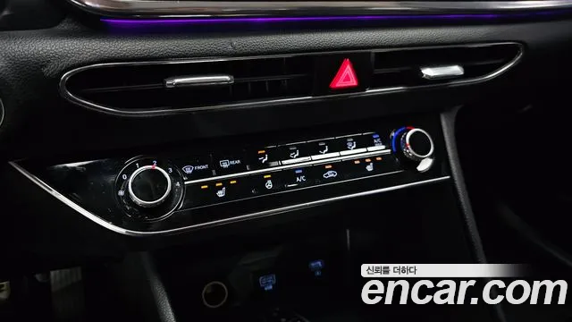 Hyundai Sonata Sonata (DN8) 2.0 LPG(Для проката) — Фото автомобиля 18