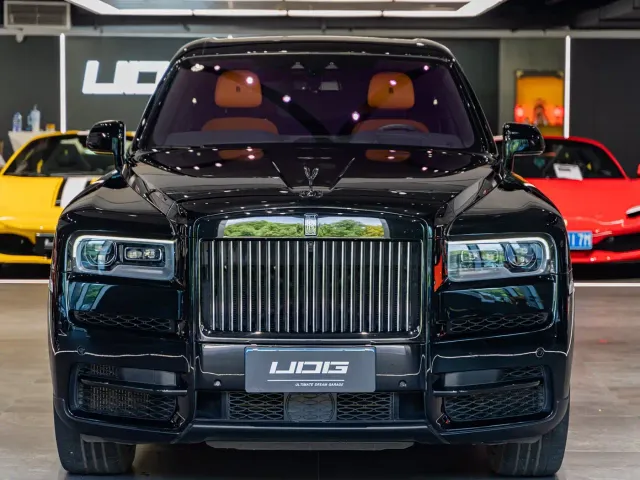 Rolls-Royce Cullinan — Фото автомобиля 4