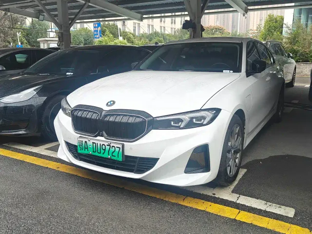 BMW i3 — Фото автомобиля 2
