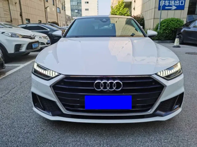 Audi A7 — Фото автомобиля 2