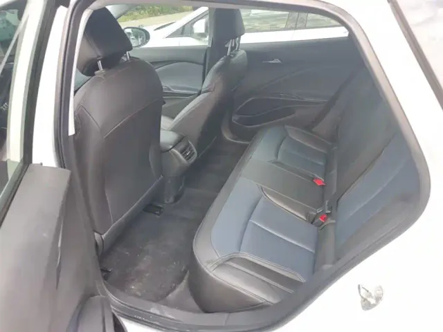 Buick Velite 6 — Фото автомобиля 16