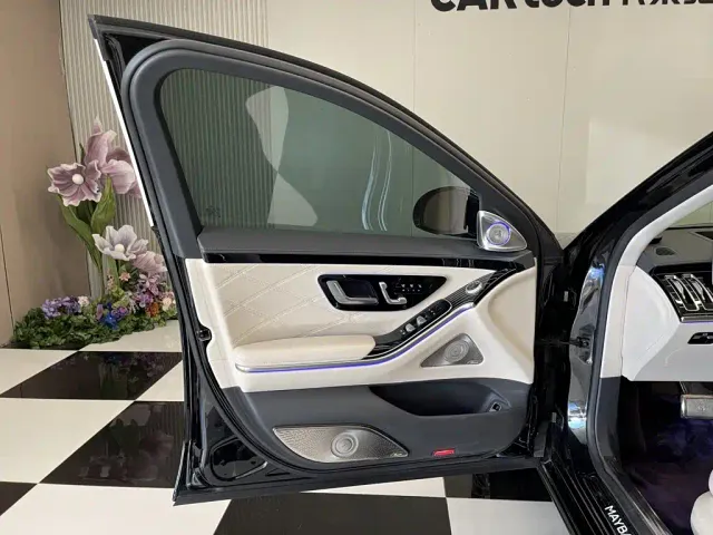 Mercedes-Benz Maybach S-Class — Фото автомобиля 16