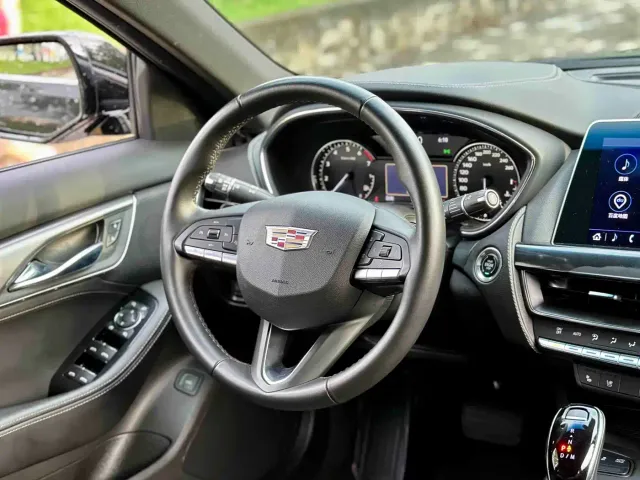 Cadillac CT5 — Фото автомобиля 18