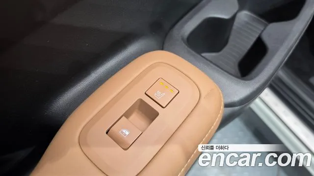 Hyundai Santa Fe MX5 — Фото автомобиля 18