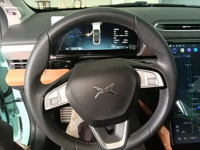 Xpeng P5 — Фото автомобиля 10