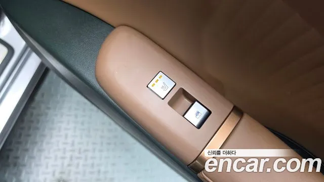 Hyundai Grandeur GN7 — Фото автомобиля 24