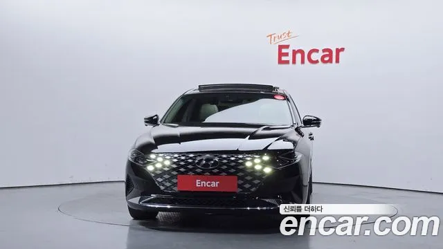 Hyundai Grandeur Новый Grandeur IG — Фото автомобиля 3