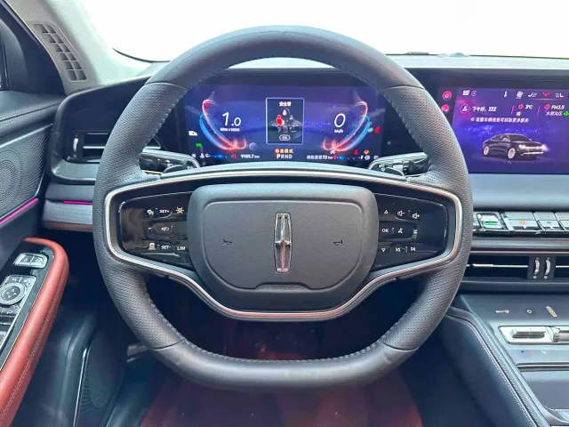 Lincoln Z — Фото автомобиля 10