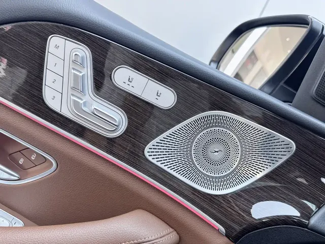 Mercedes-Benz GLE-Class — Фото автомобиля 8