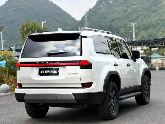 Lexus GX — Фото автомобиля 16