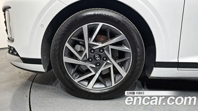 Hyundai Grandeur Grandeur (GN7) 2.5 Бензин 2WD — Фото автомобиля 5