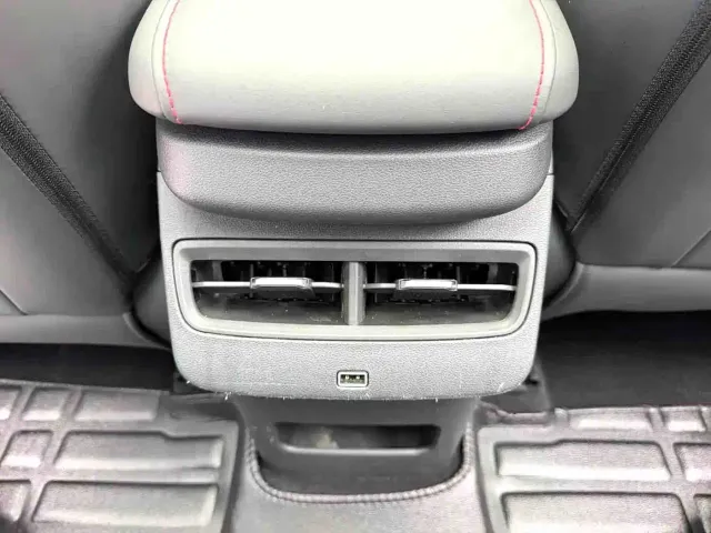 Jetour Dashing — Фото автомобиля 12