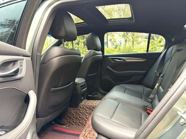 Cadillac CT5 — Фото автомобиля 6