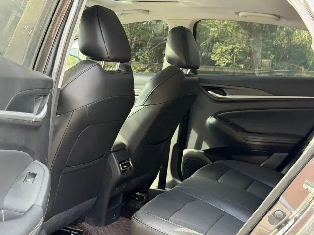 Changan Eado — Фото автомобиля 6