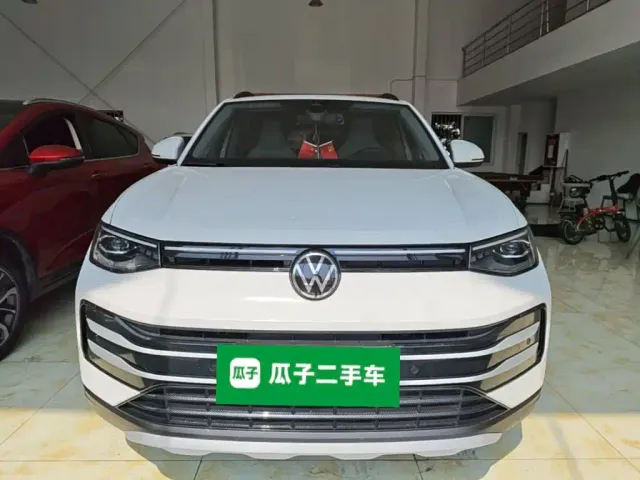 Volkswagen Tharu — Фото автомобиля 2