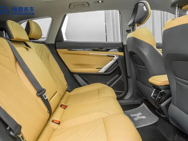 Geely Boyue L — Фото автомобиля 16