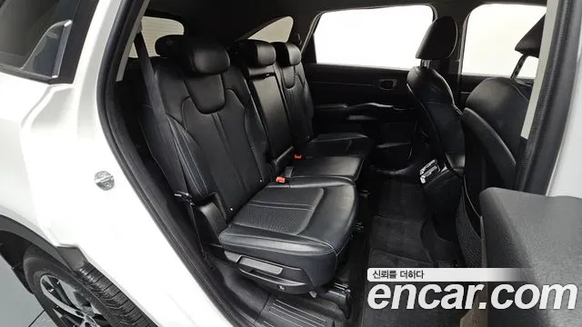 Kia Sorento Sorento 4-е поколение Бензин 2.5T 2WD — Фото автомобиля 12