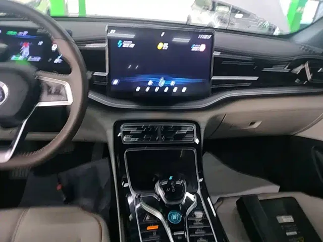 BYD Qin PLUS — Фото автомобиля 12
