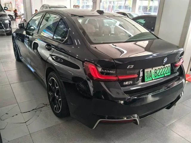 BMW i3 — Фото автомобиля 9